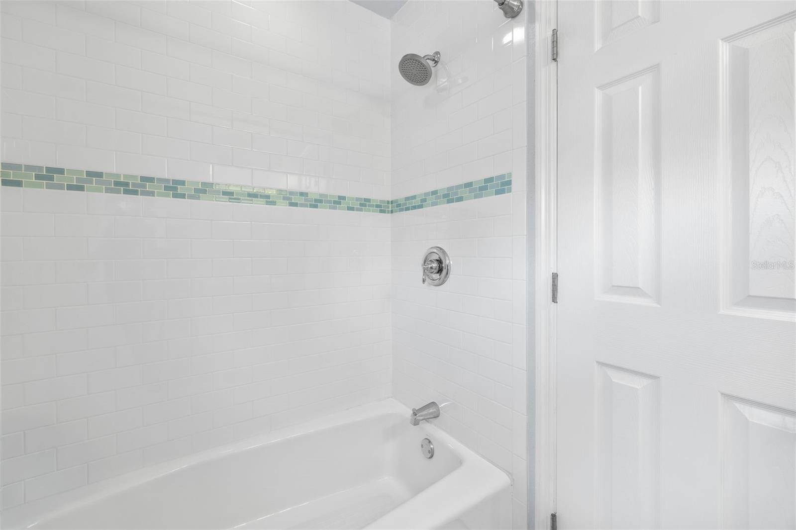 6337 CEDAR ST NE — photo 33