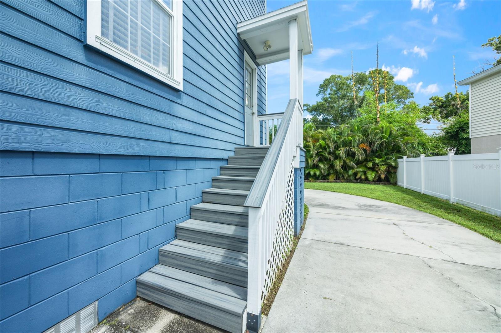 6337 CEDAR ST NE — photo 12