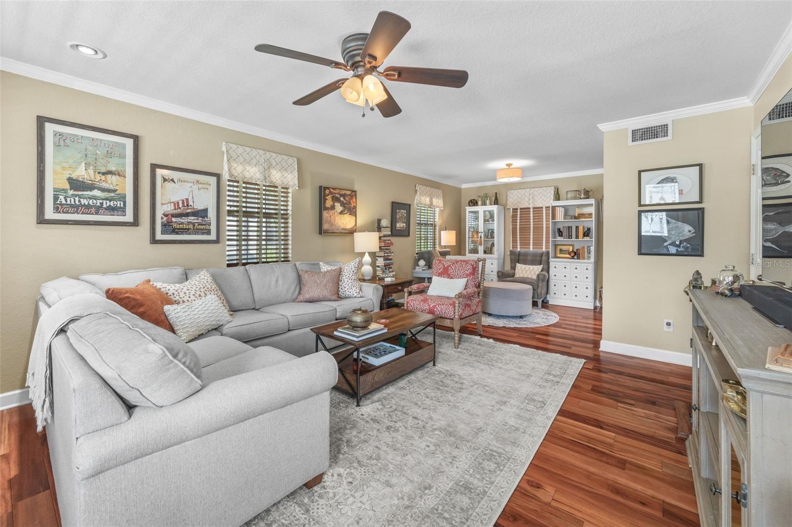 6337 CEDAR ST NE — photo 14