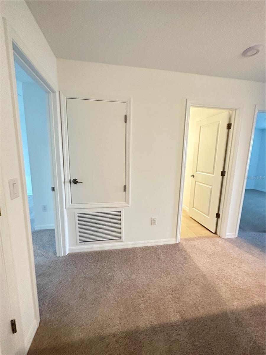 5745 HAVEN TER — photo 8