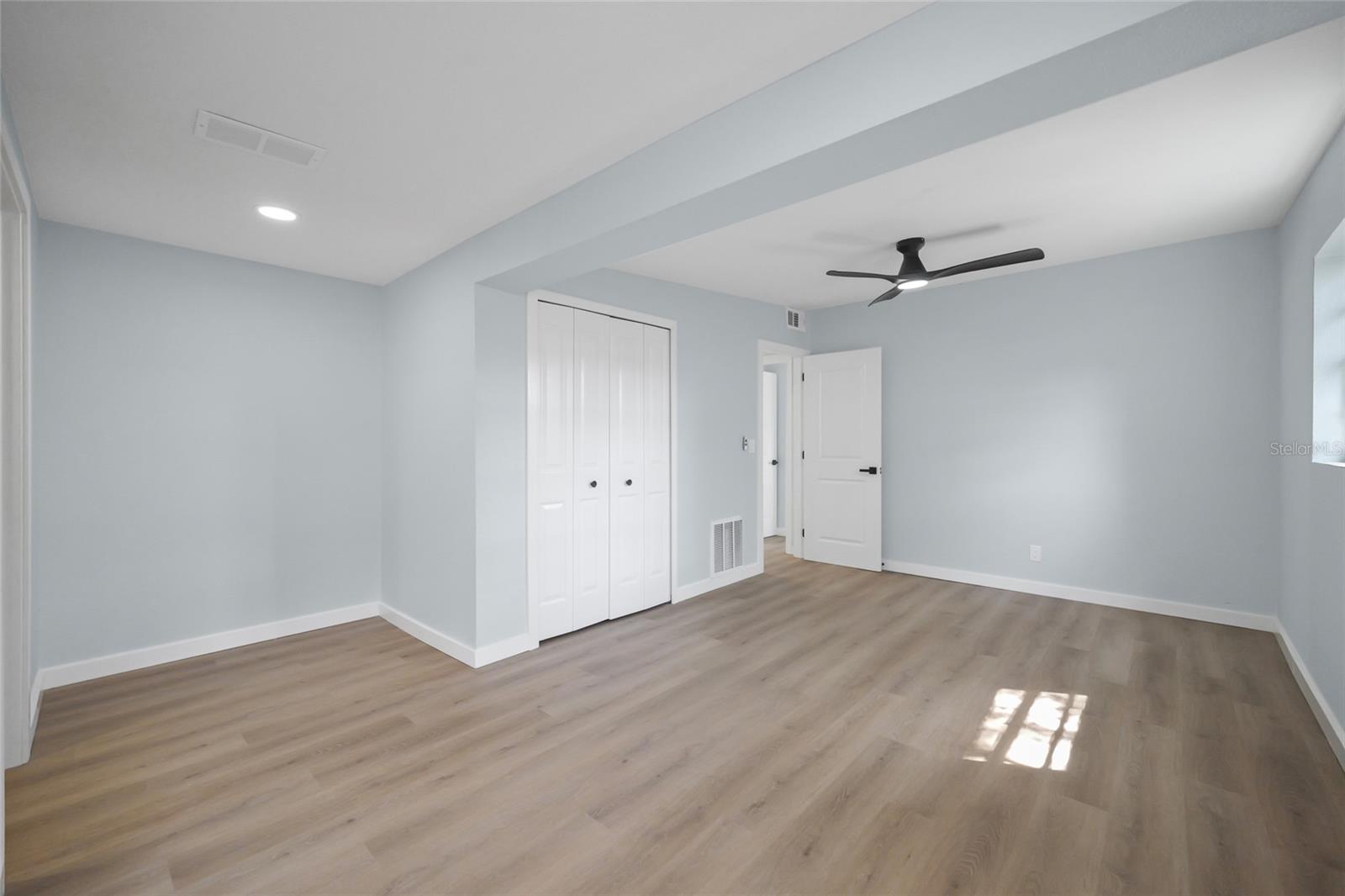 4923 S 83RD ST — photo 14