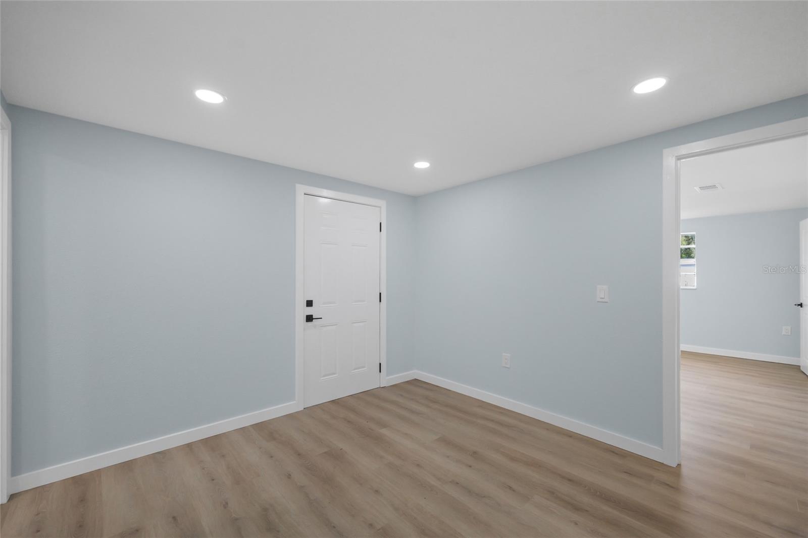 4923 S 83RD ST — photo 30