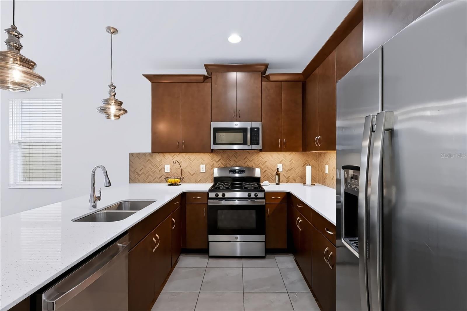 6118 VOYAGERS PL — photo 21