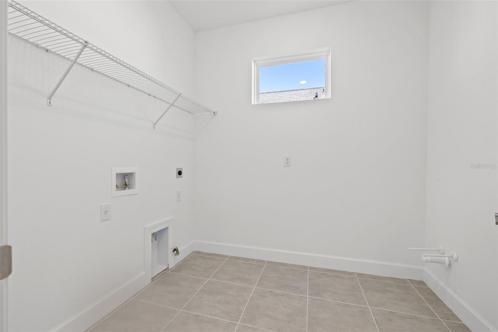 16117 ISOLA PL — photo 24