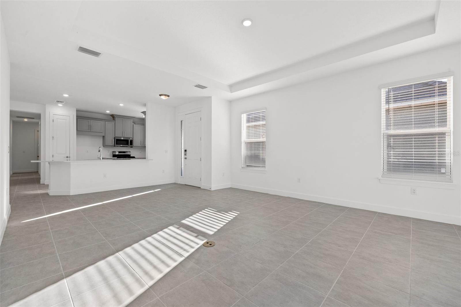 16117 ISOLA PL — photo 10