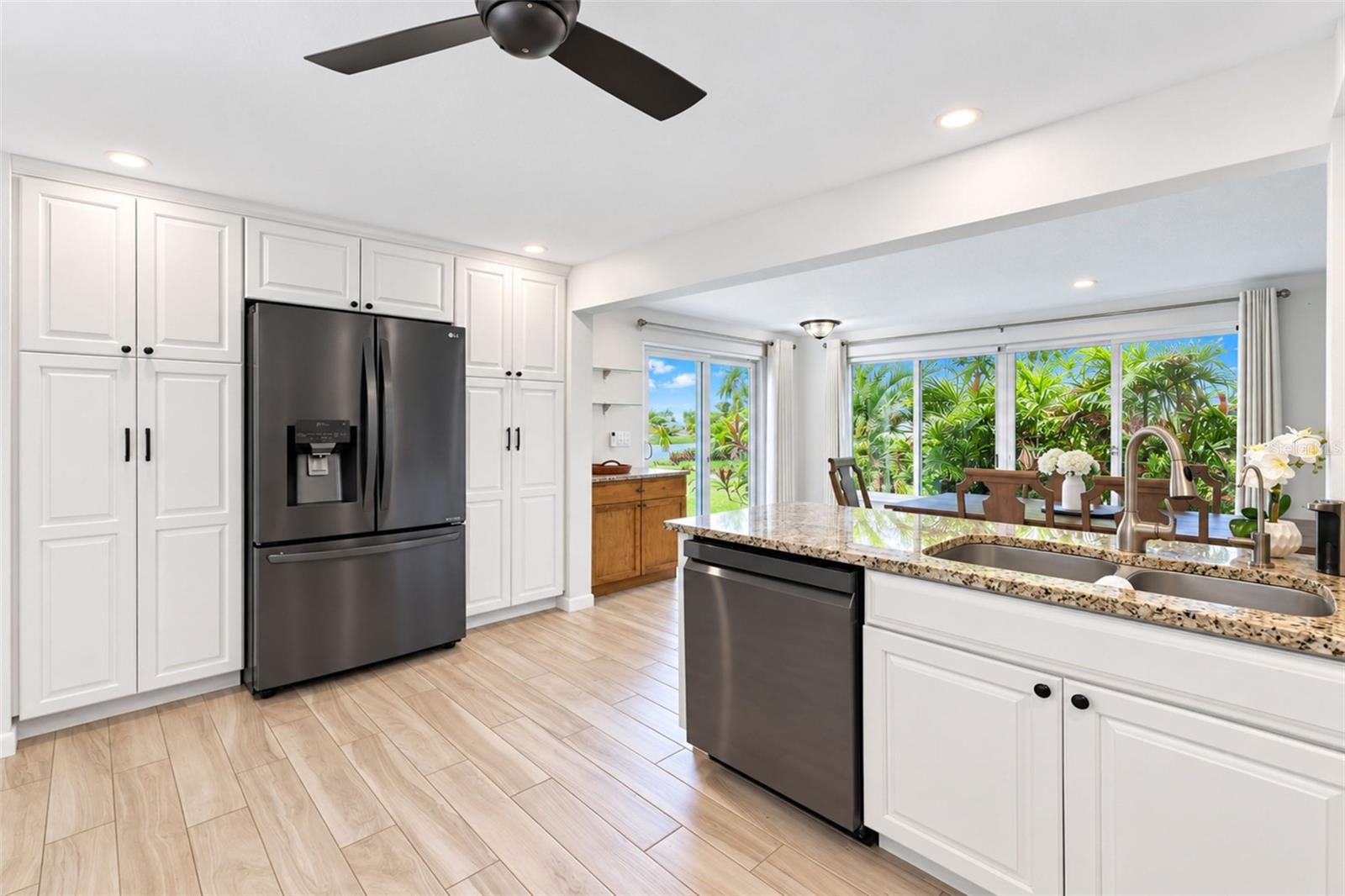 1 OAKWOOD DR N #1 — photo 35