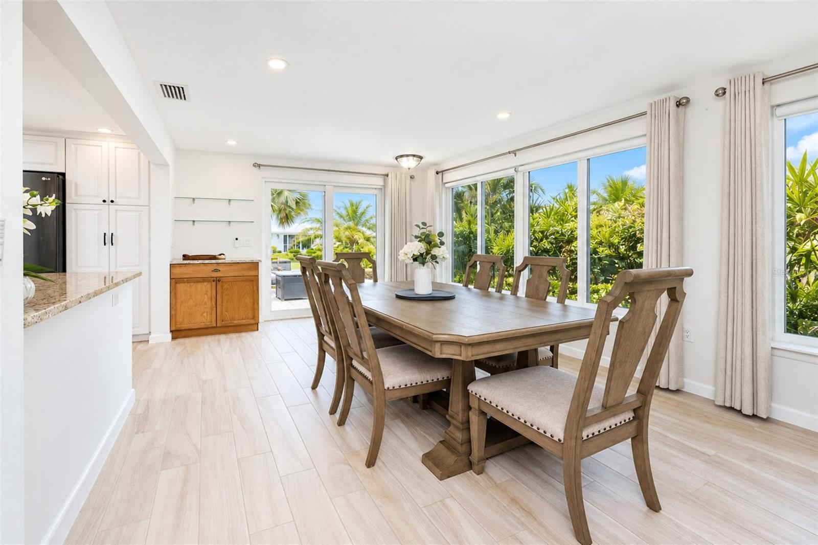 1 OAKWOOD DR N #1 — photo 18