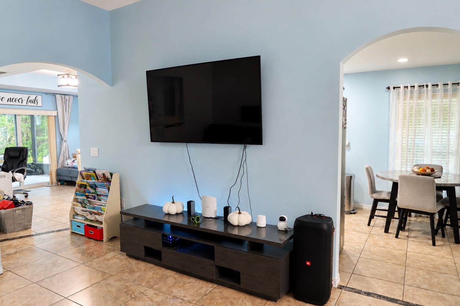 7816 HARBOR BRIDGE BLVD — photo 6