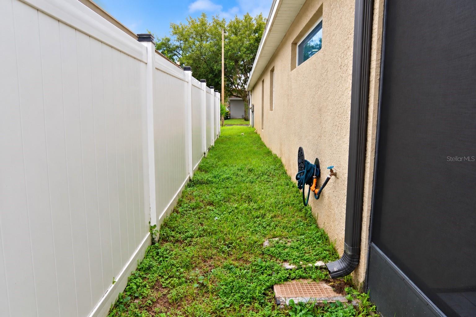 7816 HARBOR BRIDGE BLVD — photo 26