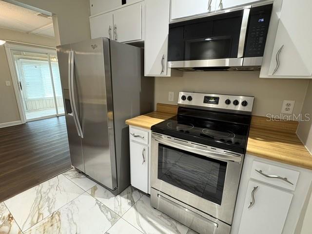301 FRIAR CT #B — photo 16