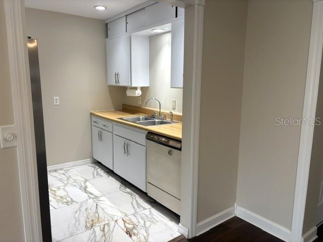 301 FRIAR CT #B — photo 15