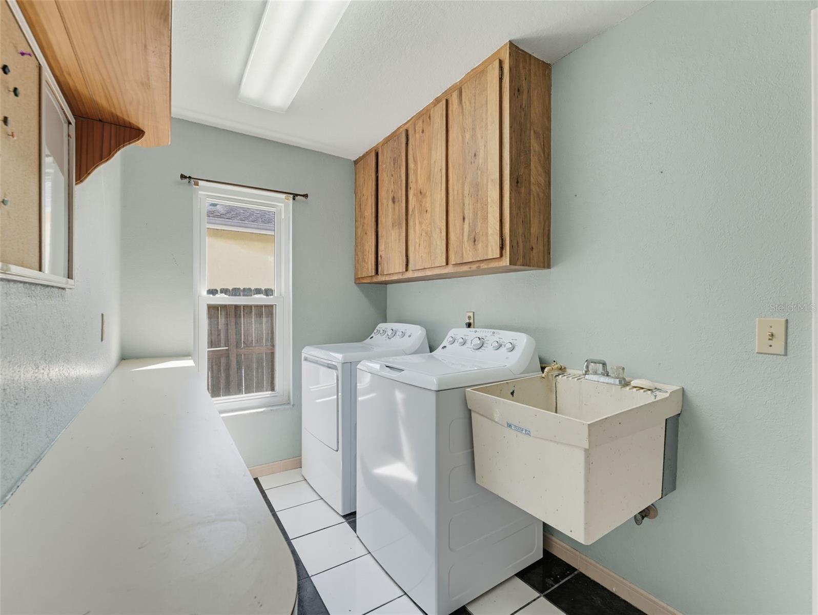 3 SUMMIT LN — photo 42