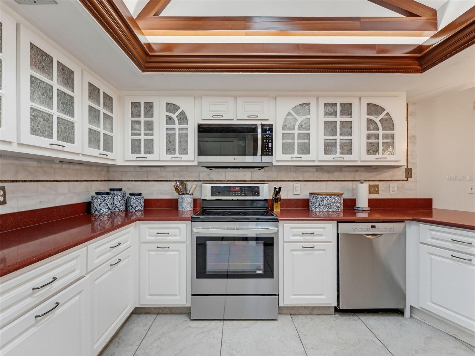 3 SUMMIT LN — photo 18
