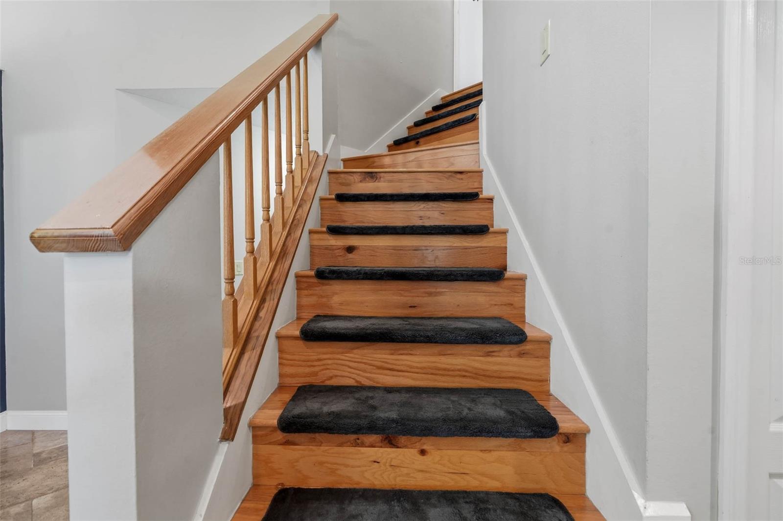 2715 MOCK ORANGE CT — photo 26
