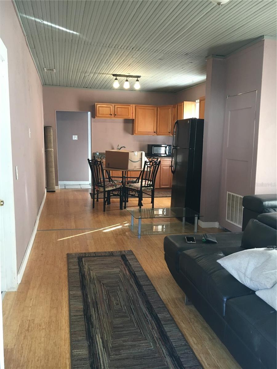 2709 E 15TH AVE — photo 30