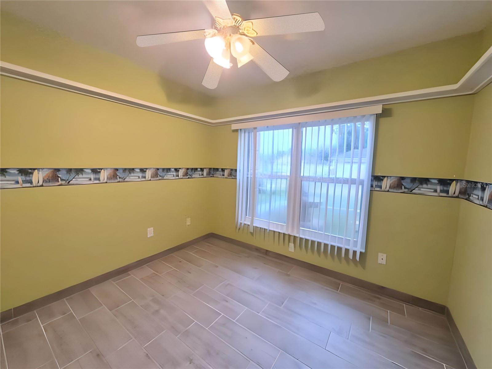 902 GREENBELT CIR — photo 9