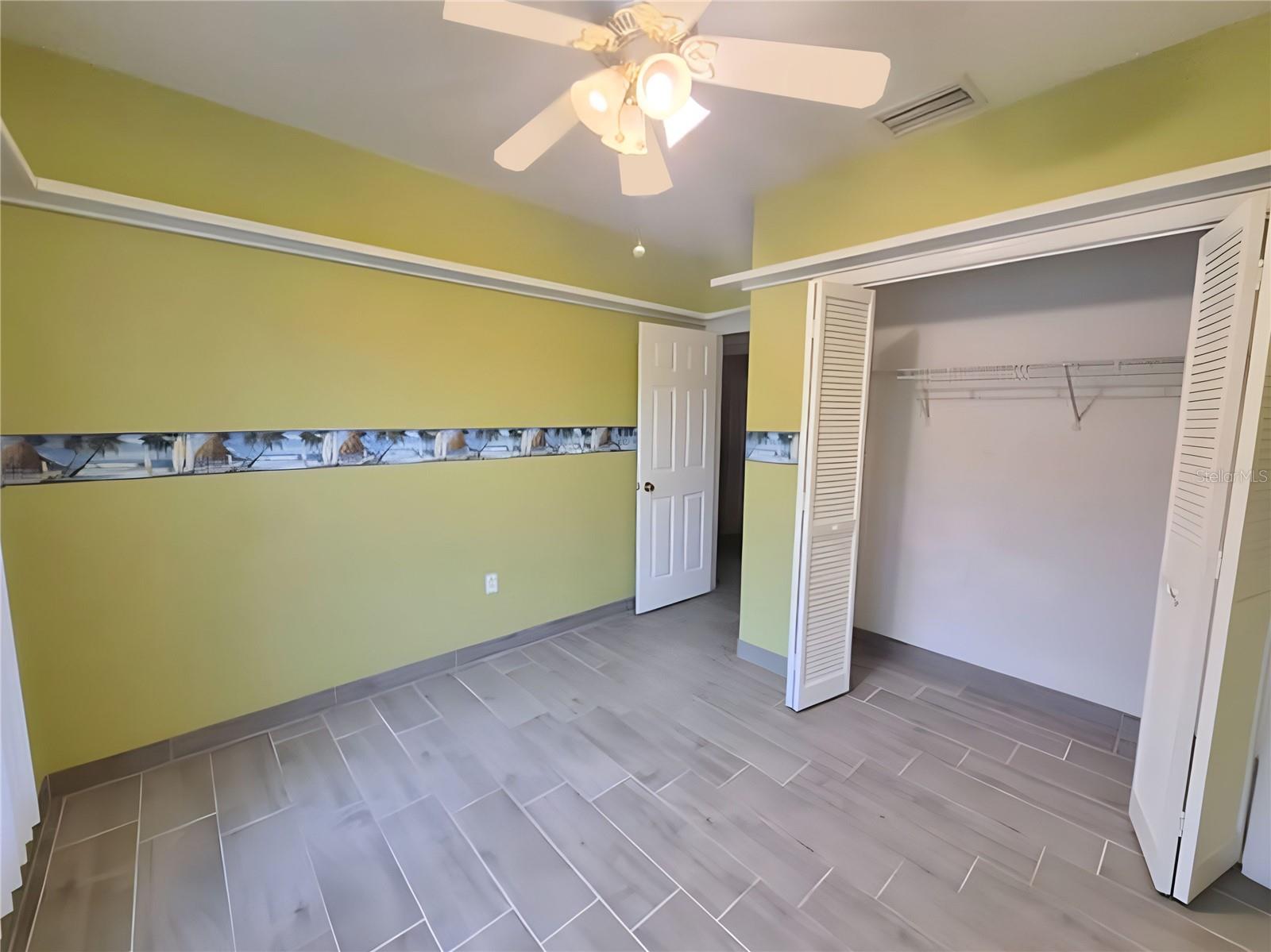 902 GREENBELT CIR — photo 27