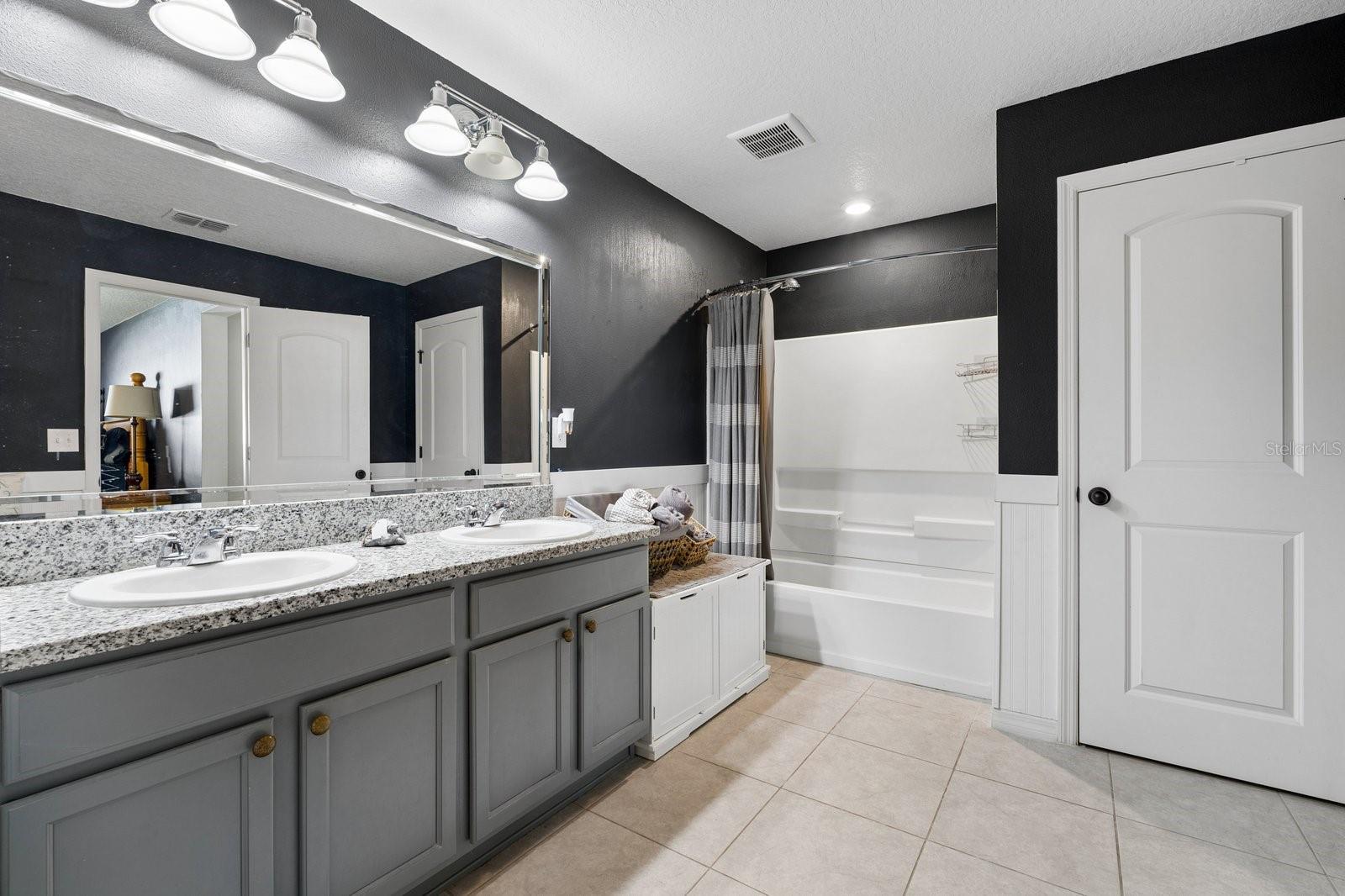 11327 BRIGHTON KNOLL LOOP — photo 31