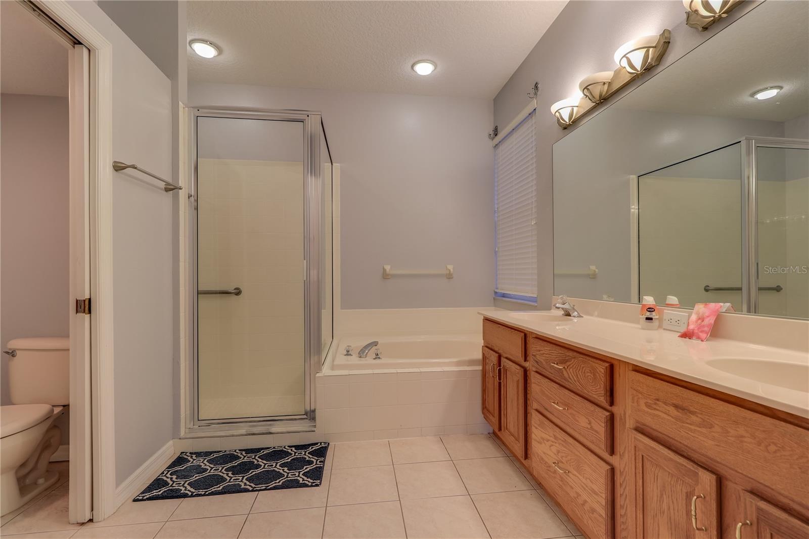 10215 EVERGREEN HILL DR — photo 30