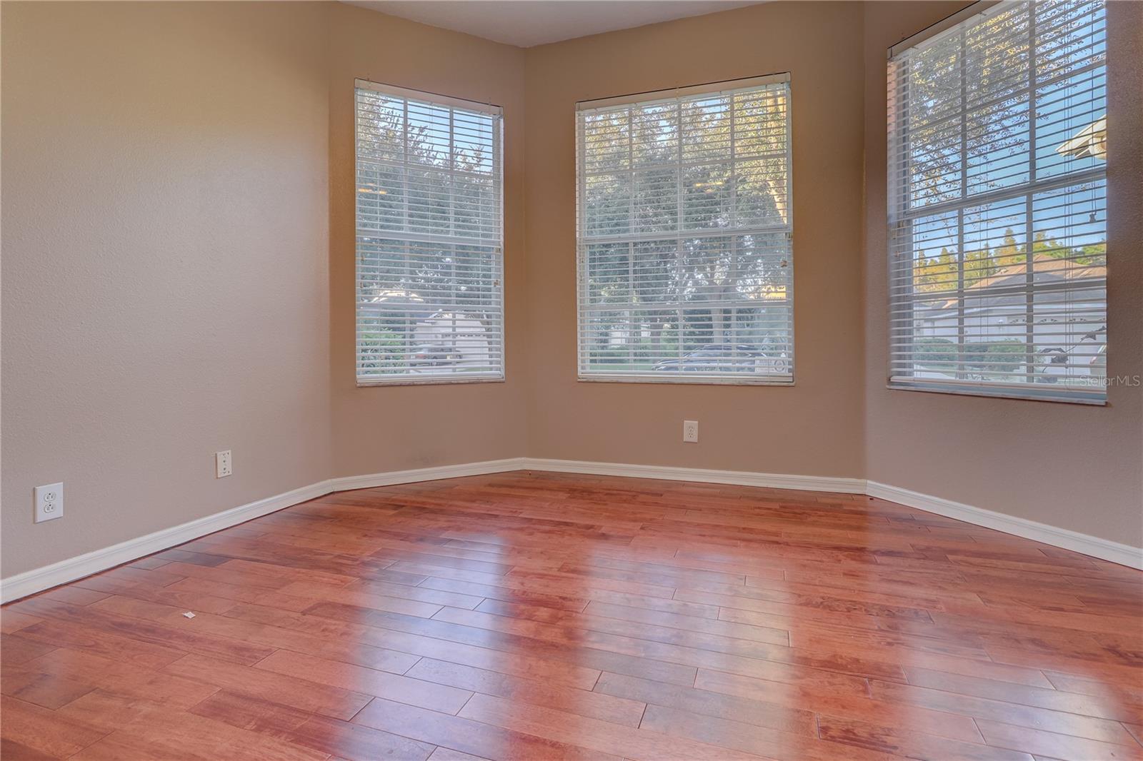 10215 EVERGREEN HILL DR — photo 6