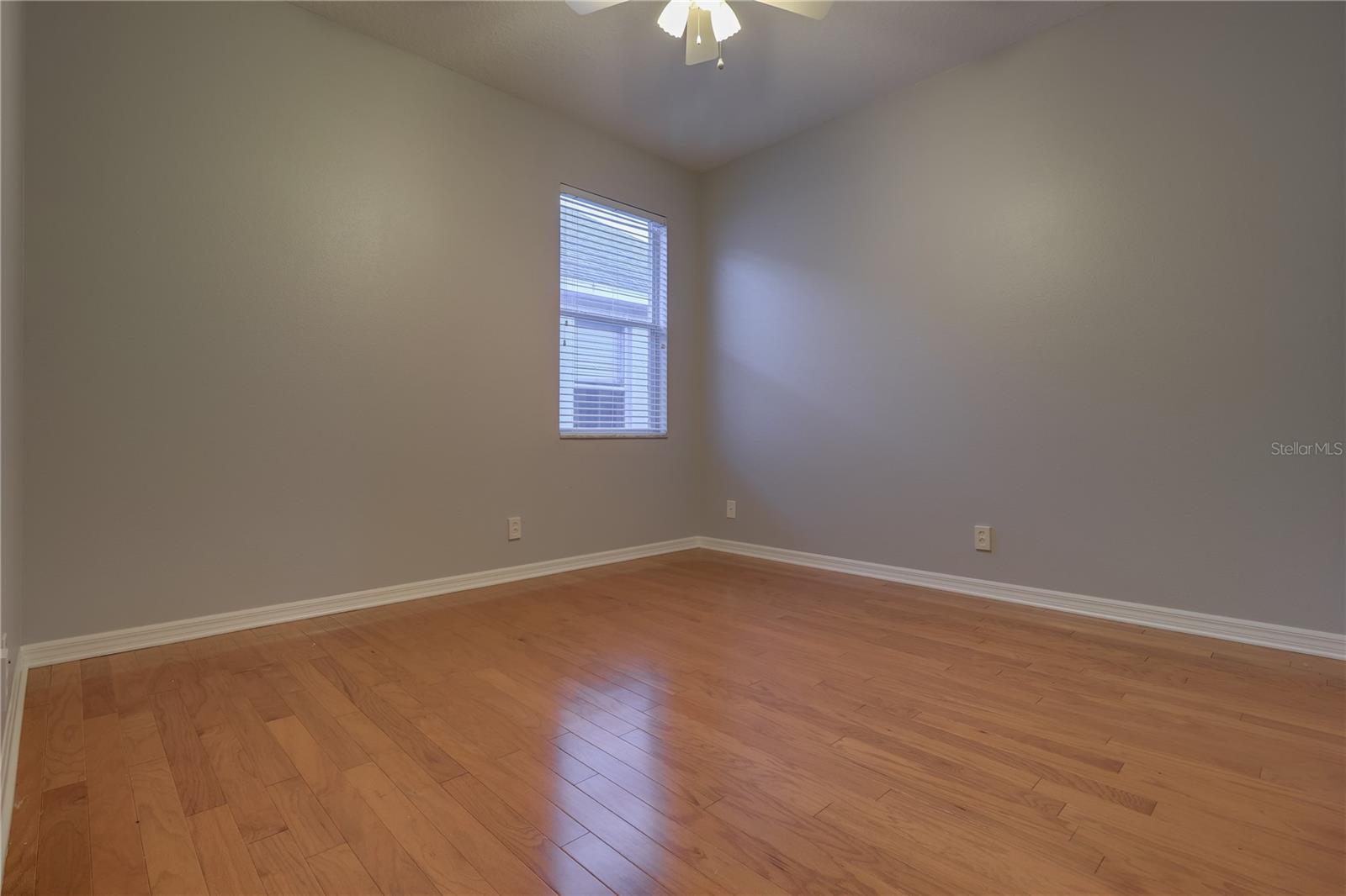 10215 EVERGREEN HILL DR — photo 33