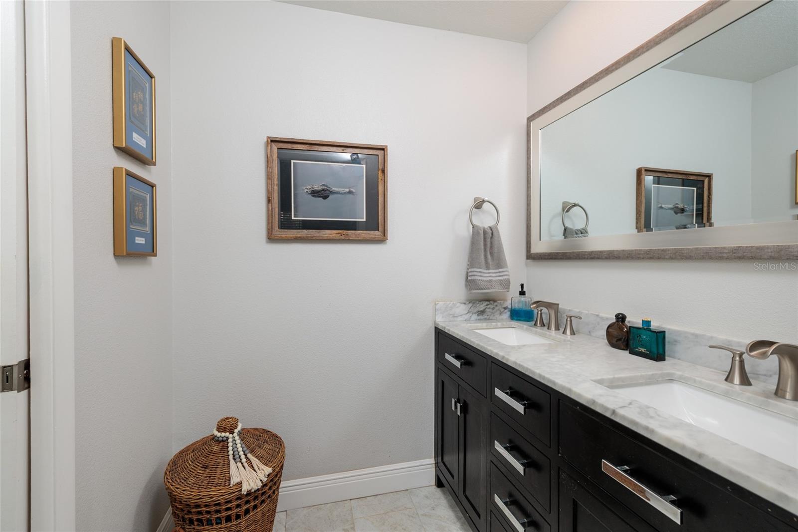 23208 SIERRA RD — photo 20