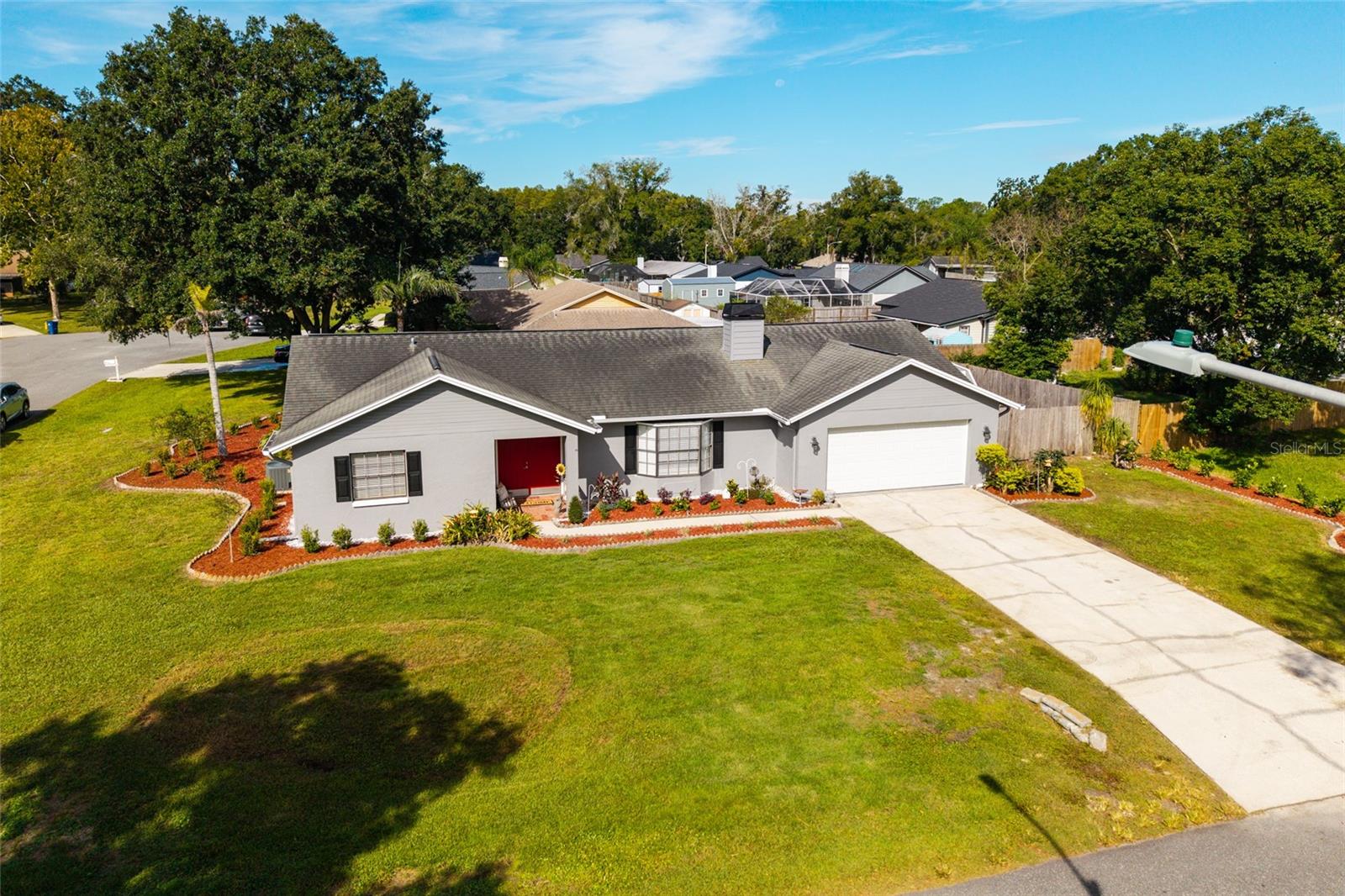 23208 SIERRA RD — photo 42