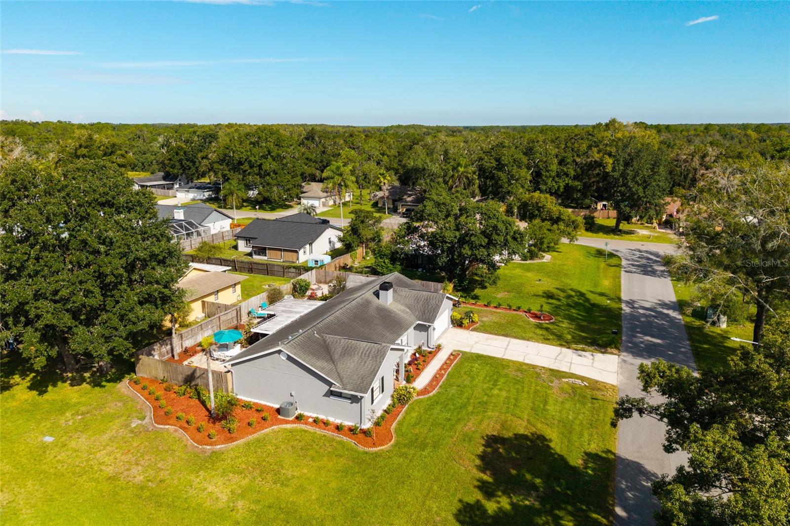 23208 SIERRA RD — photo 44