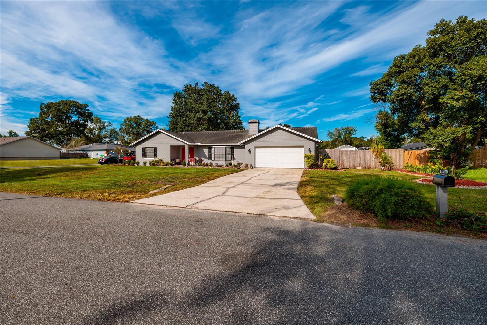 23208 SIERRA RD — photo 6