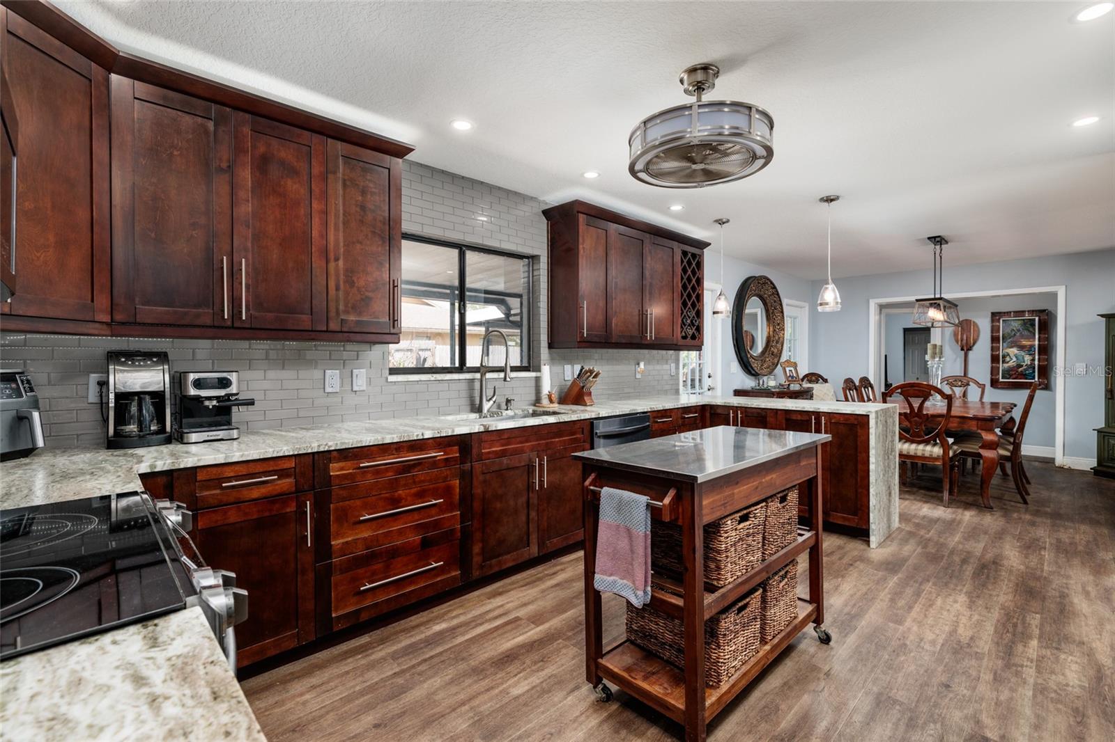 23208 SIERRA RD — photo 15