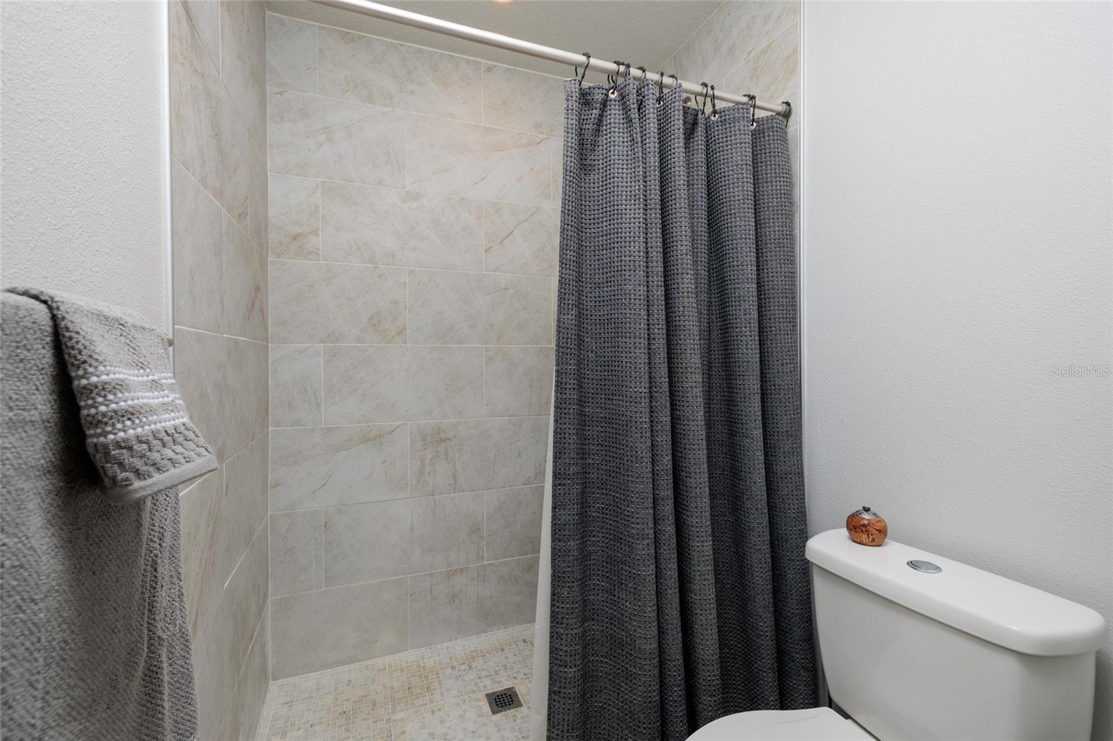 23208 SIERRA RD — photo 21