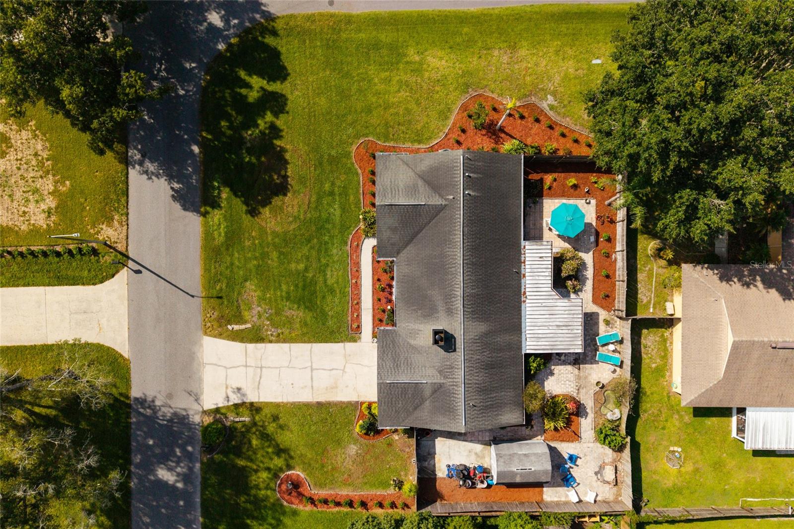 23208 SIERRA RD — photo 36