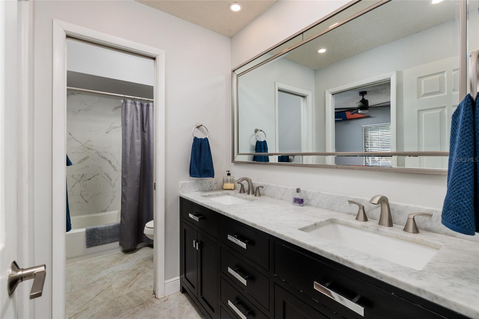 23208 SIERRA RD — photo 24