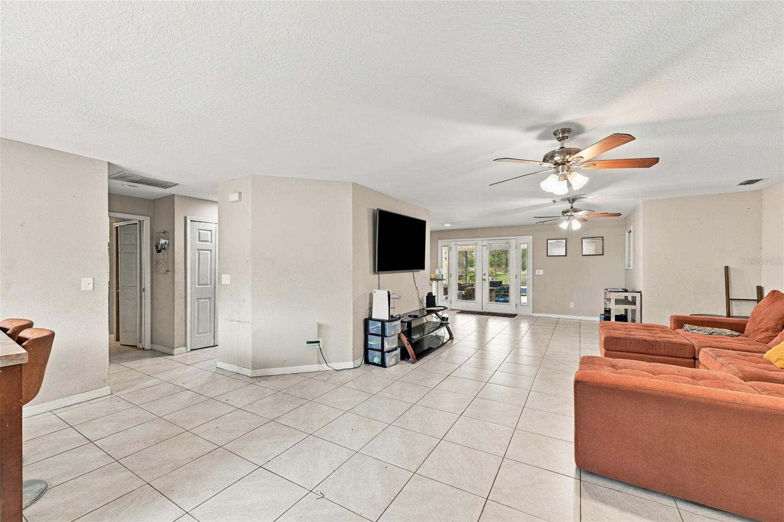 7405 MIRACLE LN — photo 7