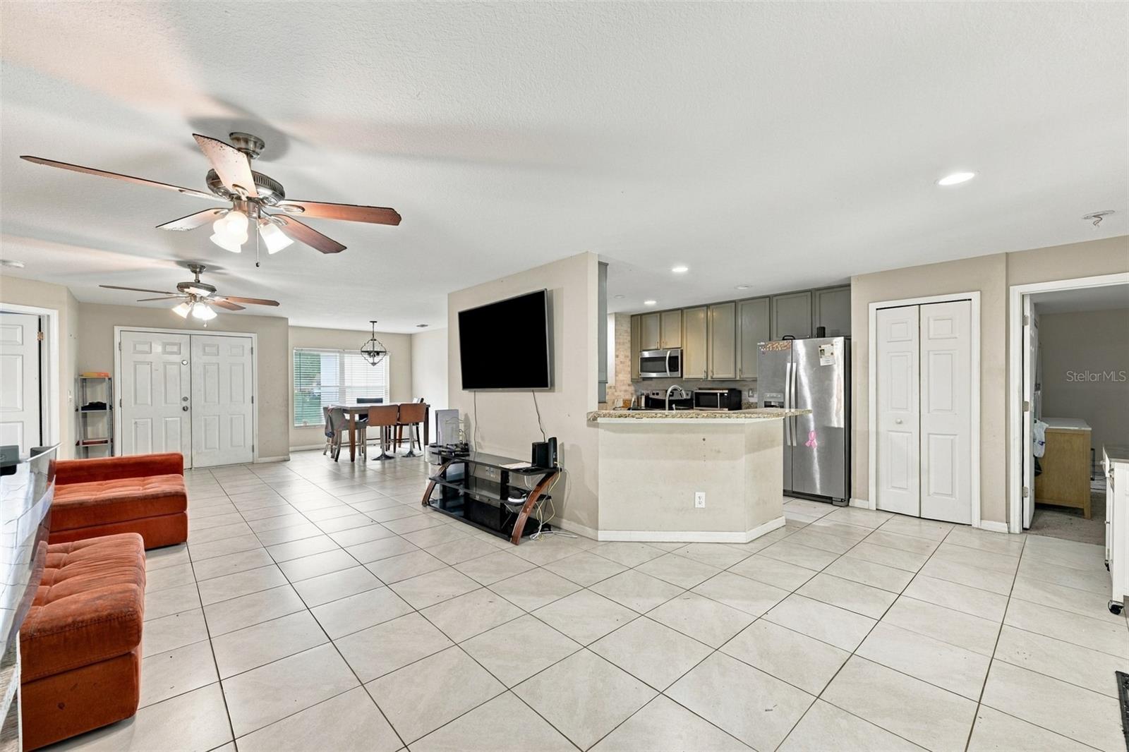 7405 MIRACLE LN — photo 4
