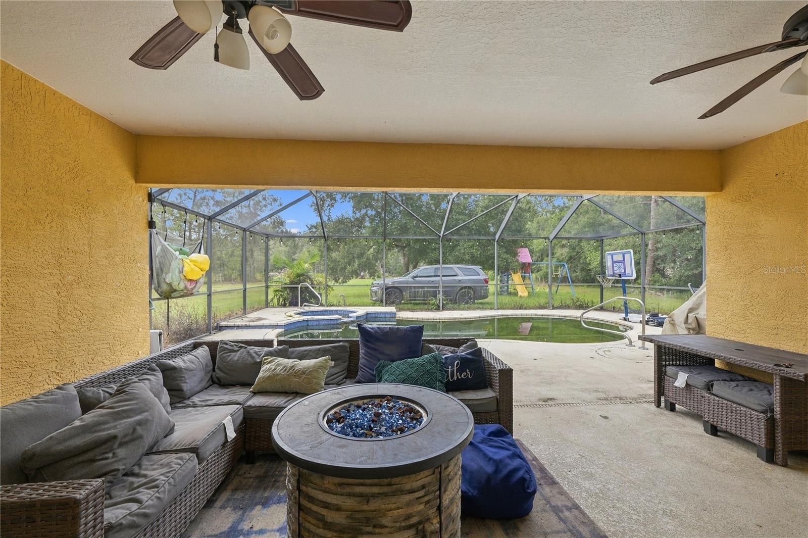 7405 MIRACLE LN — photo 31