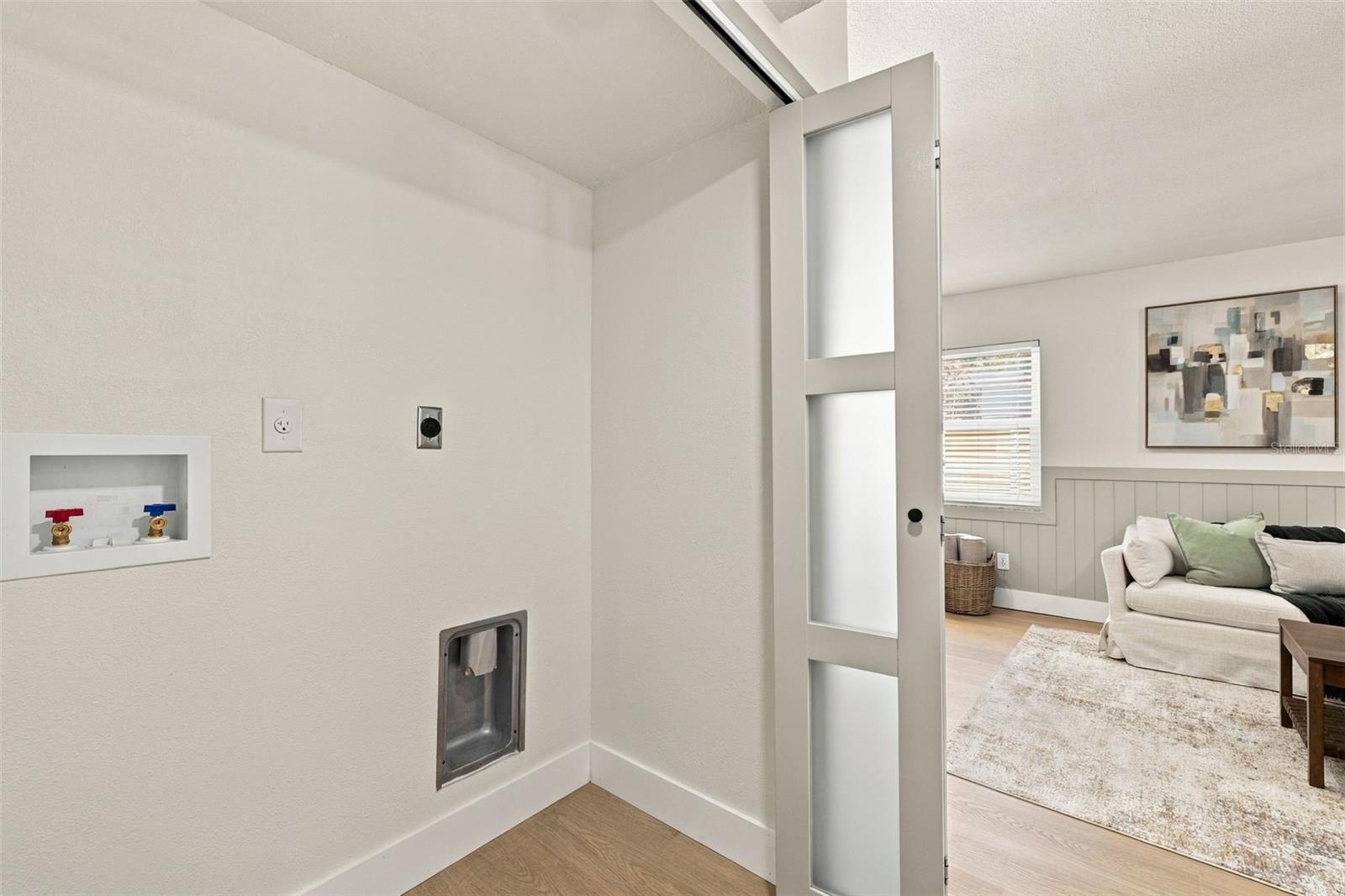 1613 GREENWOOD DR — photo 19