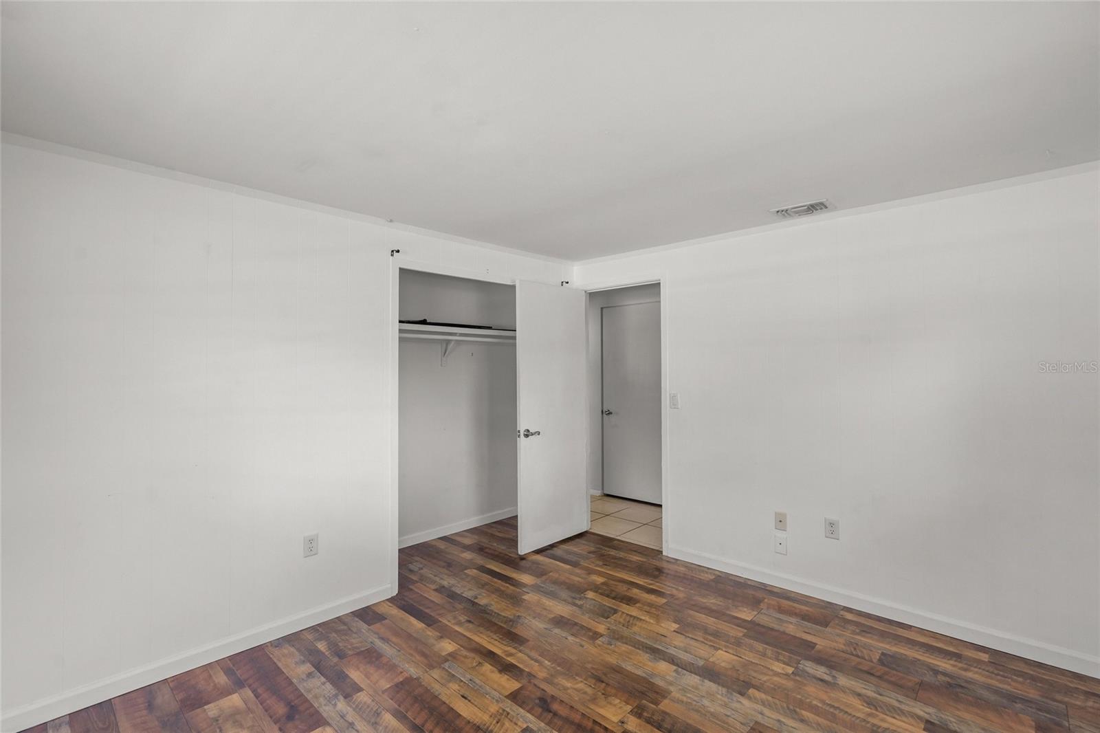3185 REGATTA CIR — photo 10