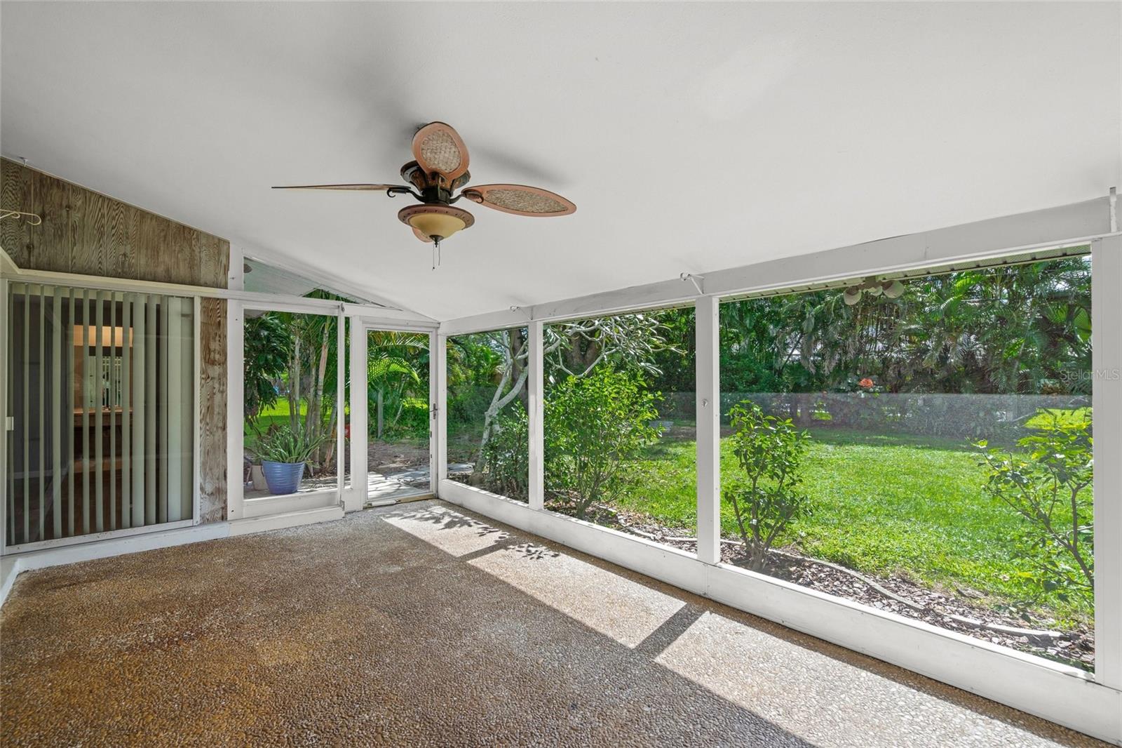 3185 REGATTA CIR — photo 22