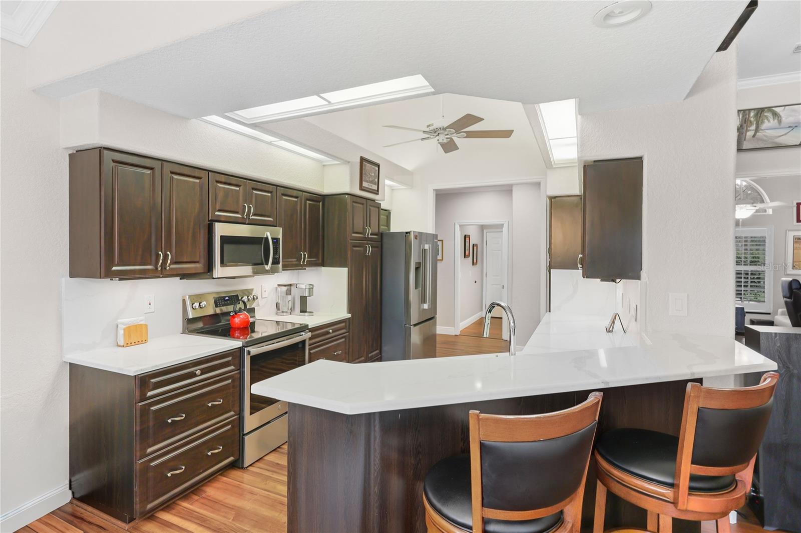 3306 LITTLE COUNTRY RD — photo 5