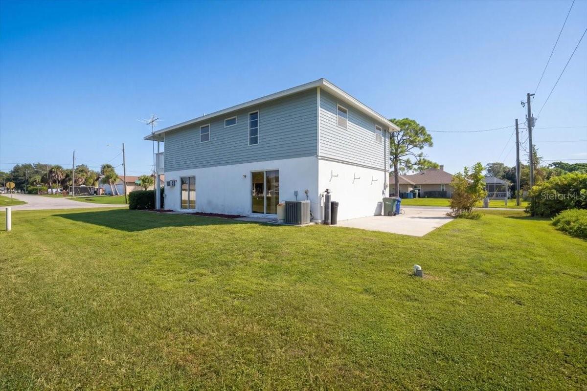 4104 STROMBUS RD — photo 10