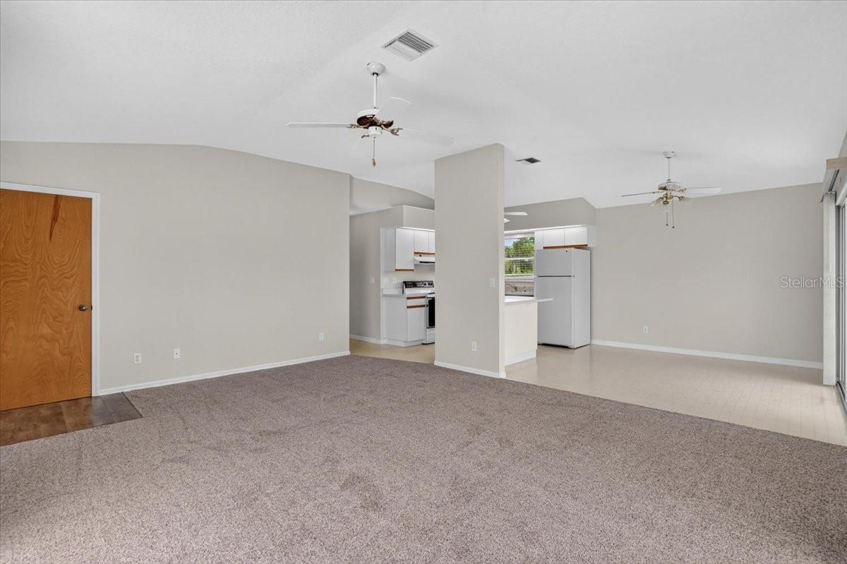 4104 STROMBUS RD — photo 17
