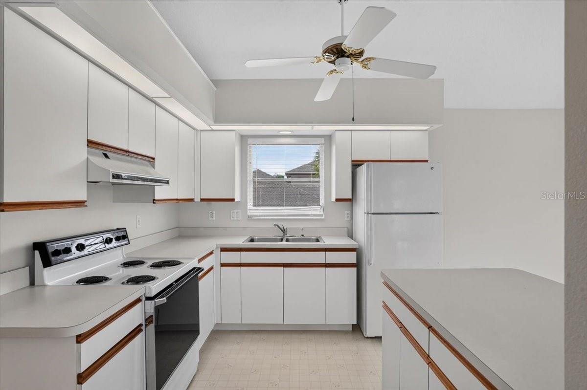 4104 STROMBUS RD — photo 20