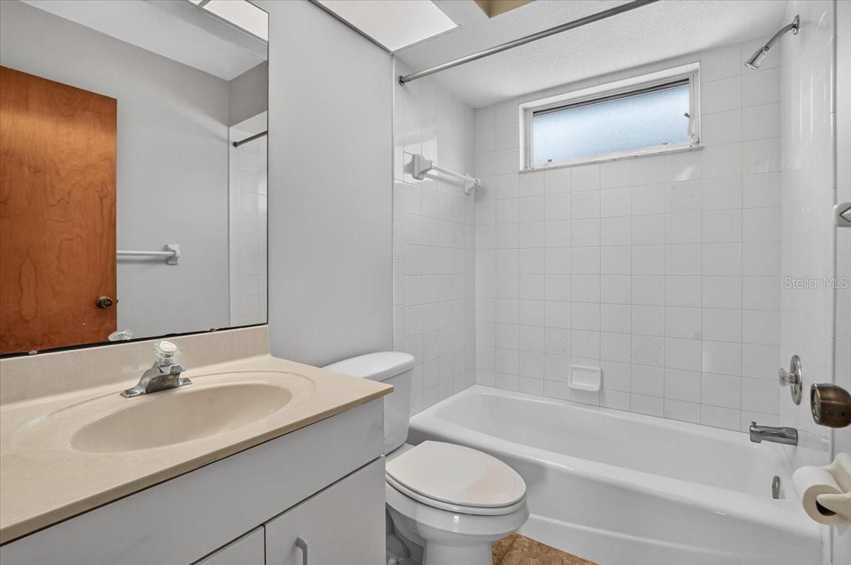 4104 STROMBUS RD — photo 27