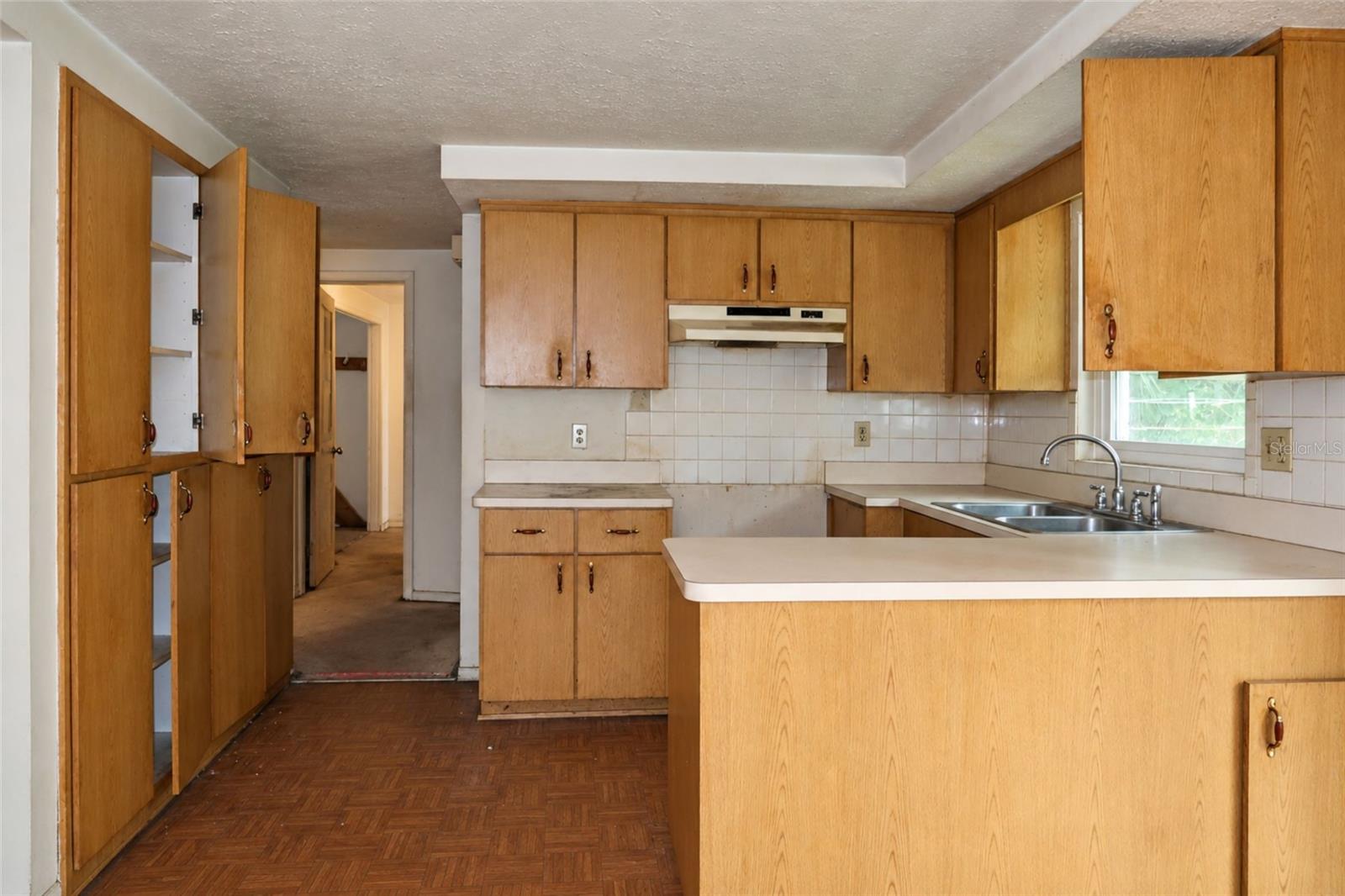4601 IRENE LOOP — photo 2