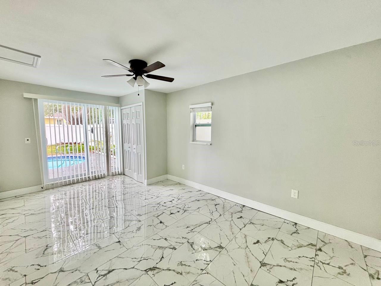 425 ORANGEWOOD DR — photo 23