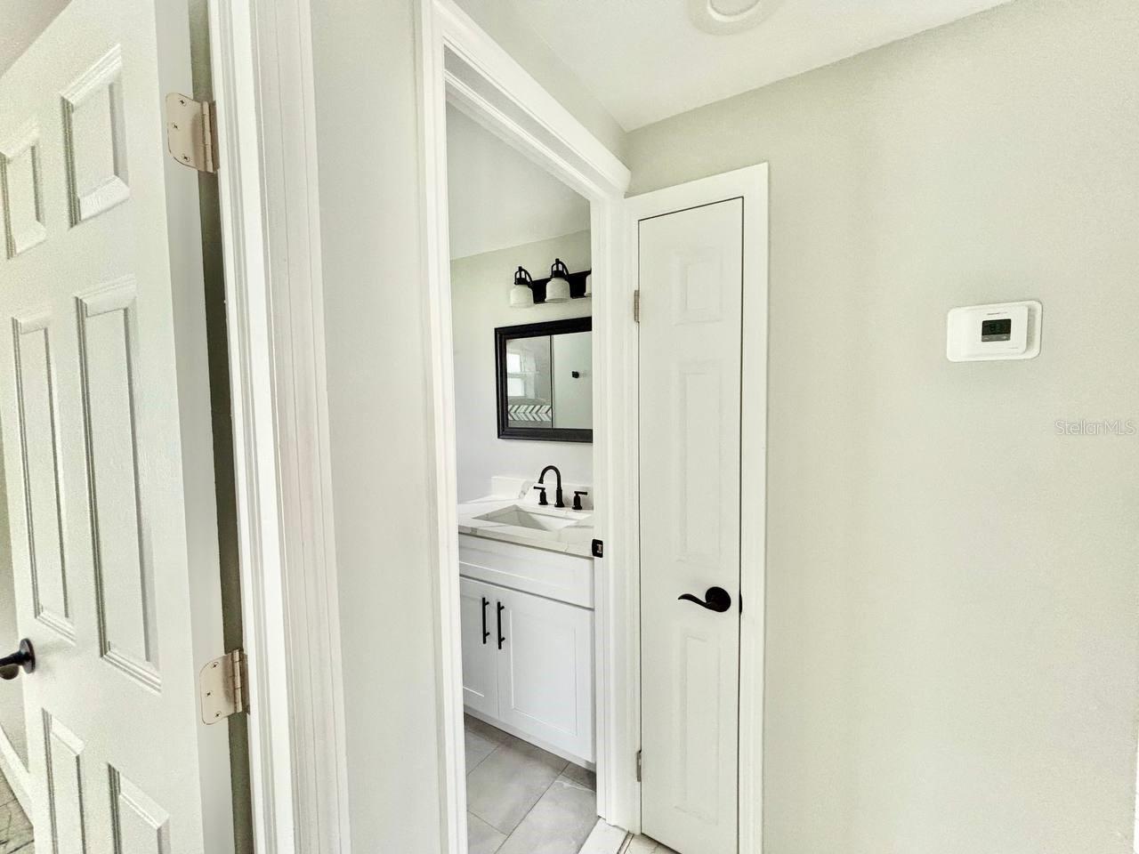 425 ORANGEWOOD DR — photo 30