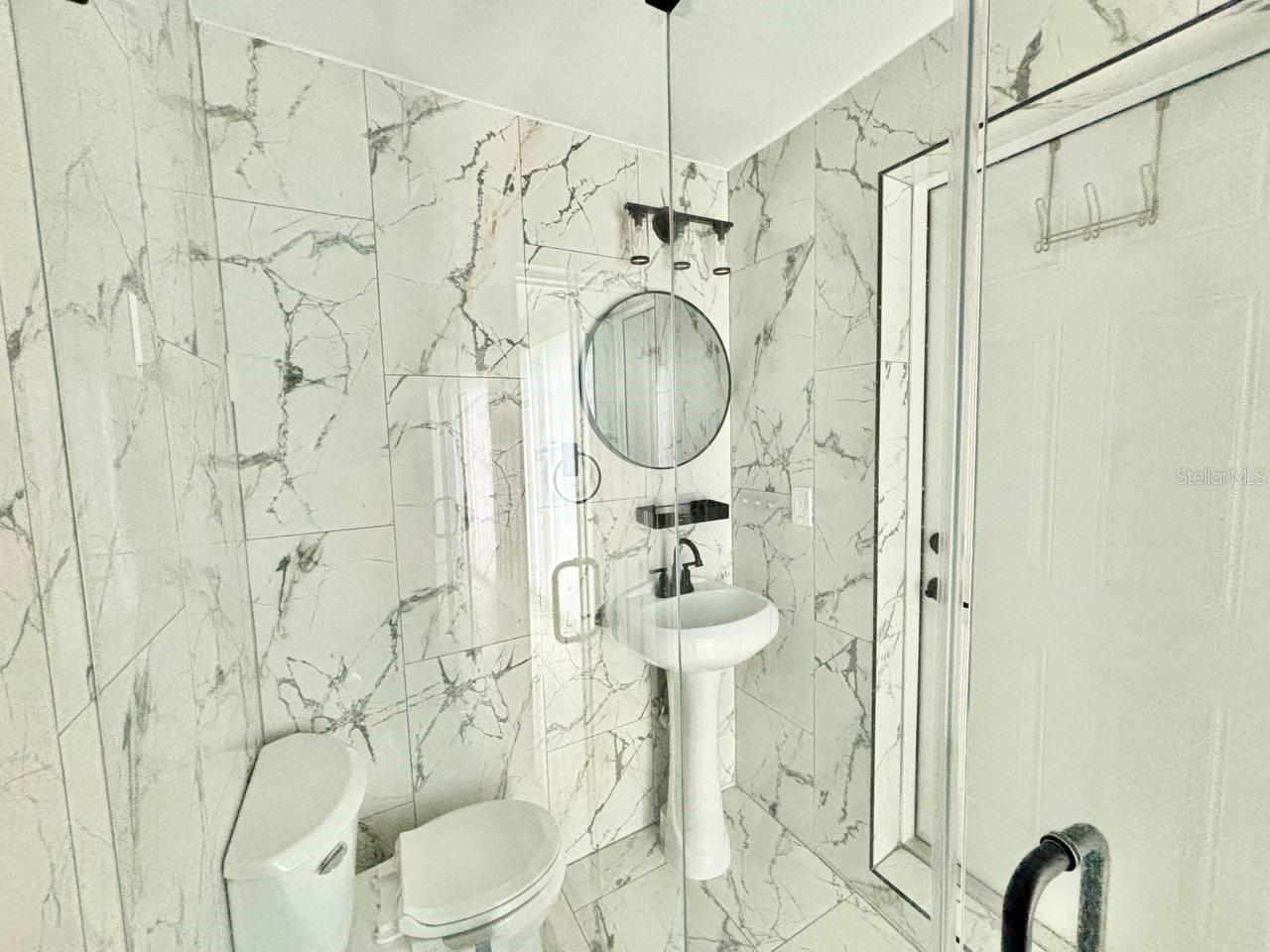 425 ORANGEWOOD DR — photo 22