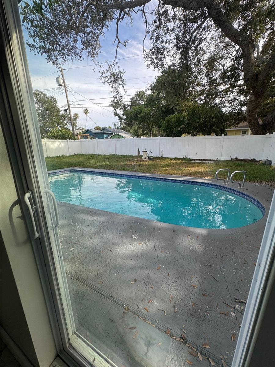 425 ORANGEWOOD DR — photo 25
