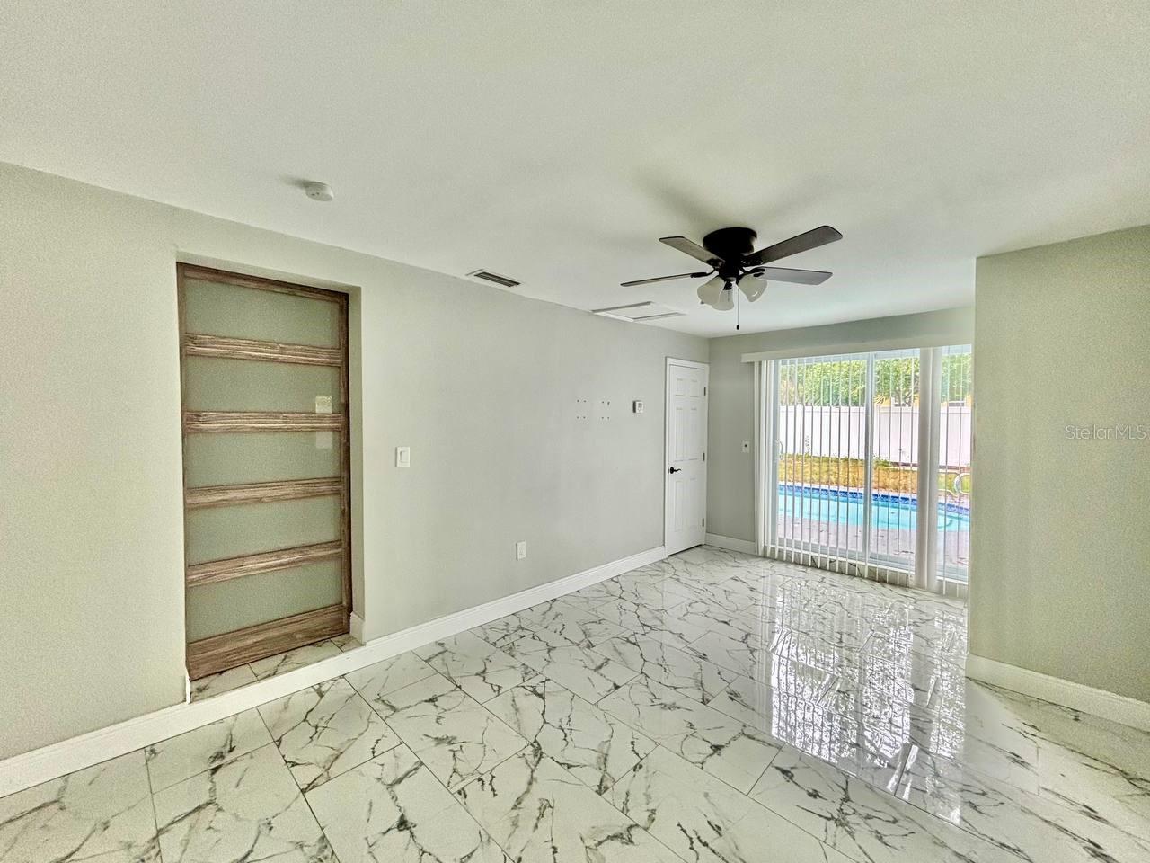 425 ORANGEWOOD DR — photo 26